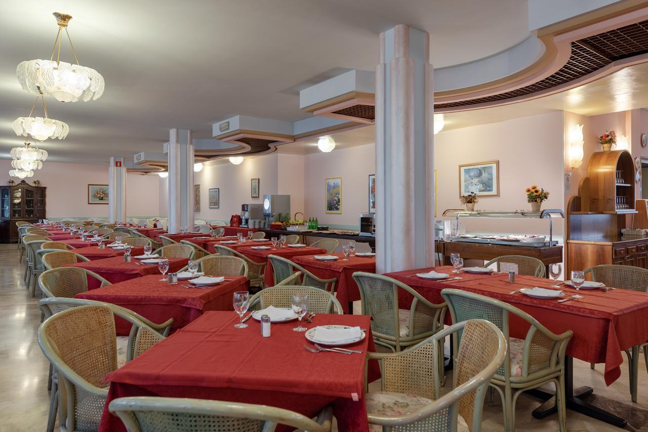 Park Hotel Oasi Гарда Екстер'єр фото